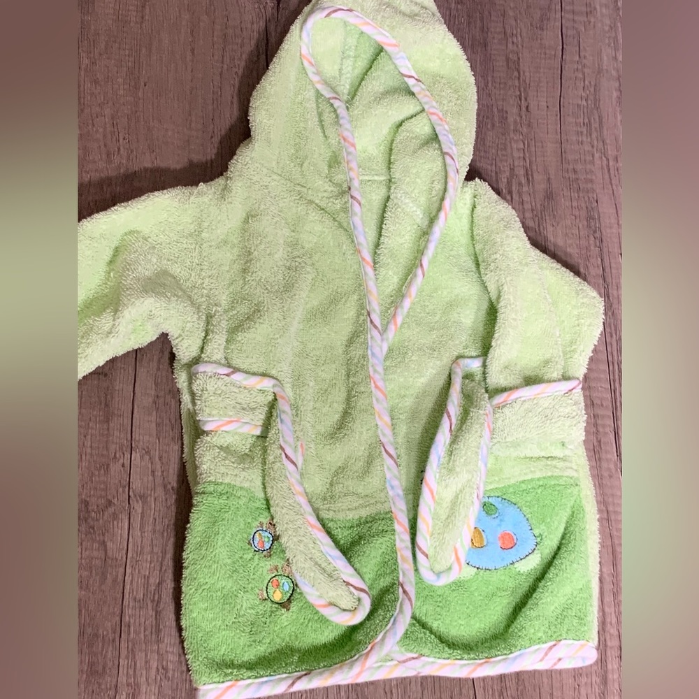 Infant Hooded Towel Robe - Picture 2 of 6